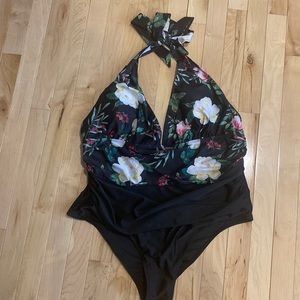 SHEIN 3XL one piece swimsuit